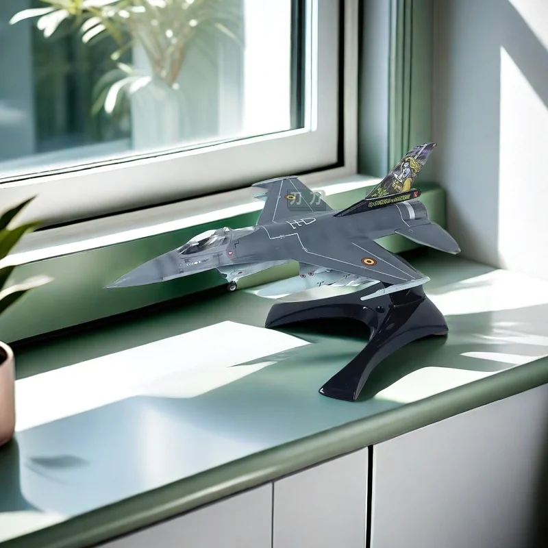 2024 New Home Decor 1:72 Scale EASY MODEL 37128 American F-16A Fighter Simulation Finished Aircraft Model Collectible Toy Gift