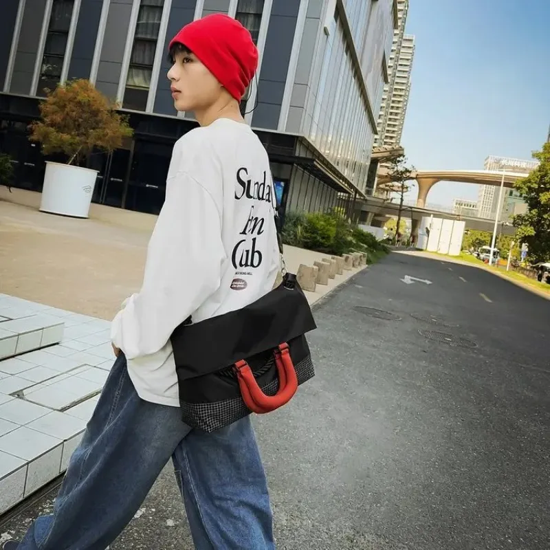 حقيبة حمل كورية جديدة للنساء ذات سعة كبيرة حقيبة ساعي محمولة للركاب حقيبة الإبط غير الرسمية #1