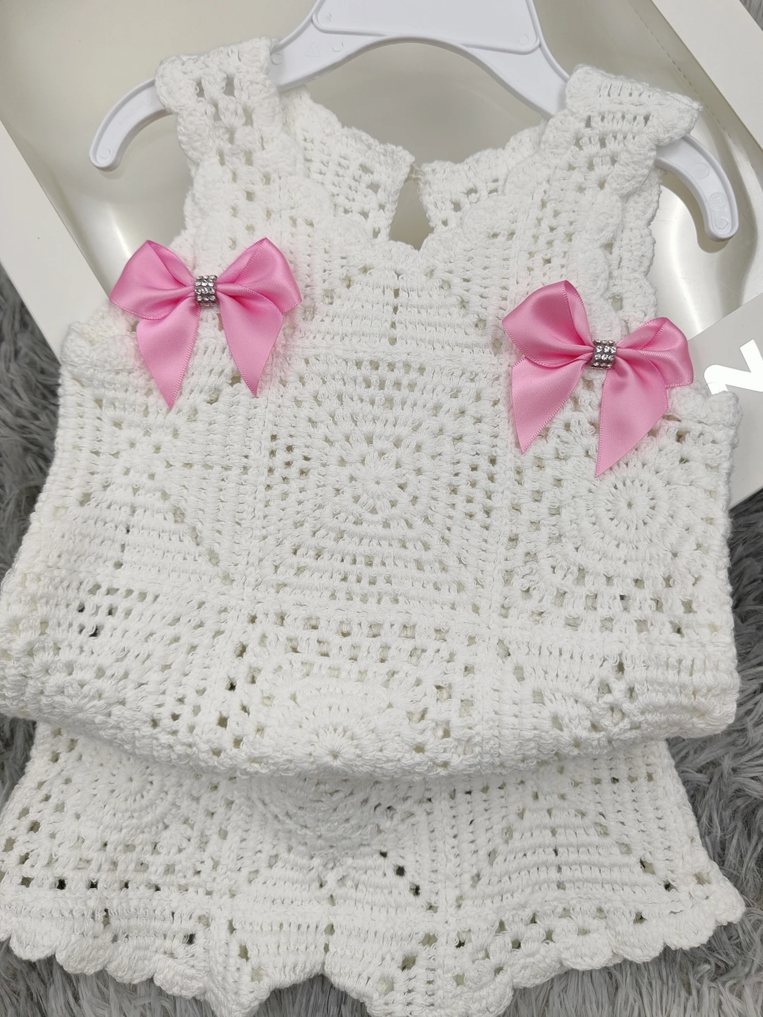 Zestaw: Perłowa Korona Dollbli – Baby Nursery Outfits recenzja i cena