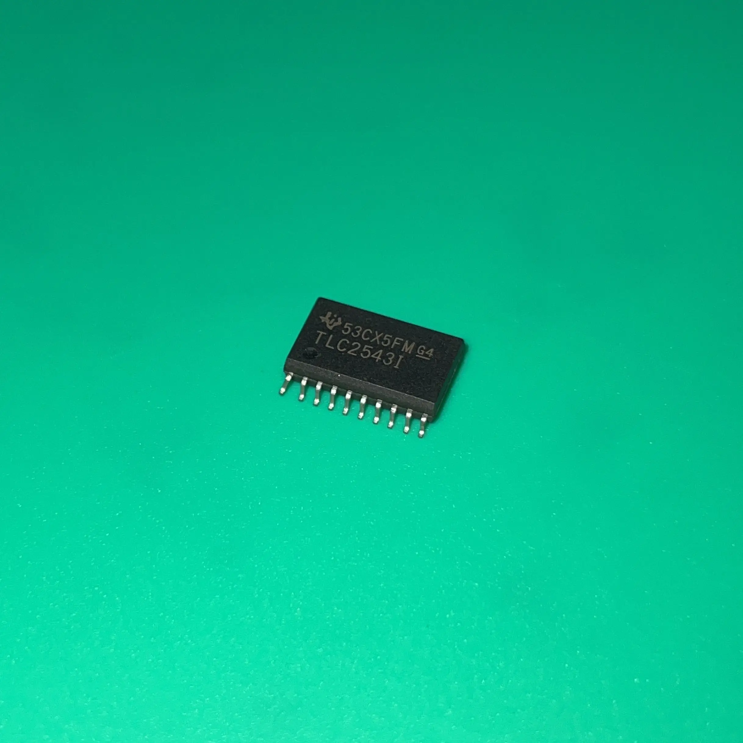 

TLC2543IDWR SOP20 IC ADC 12BIT 11CH SW-CAP 20-SOIC TLC2543I TLC25431