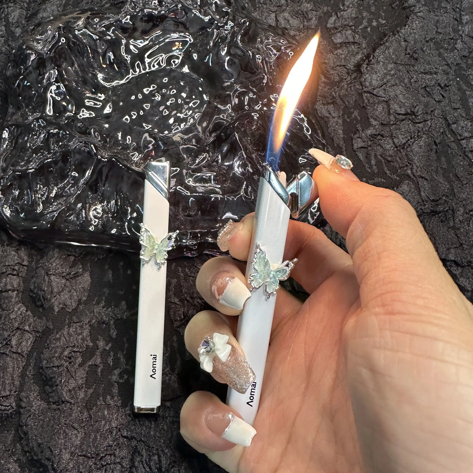 Encendedor de antorcha, llama ajustable, encendedores de chorro recargables de Gas butano a prueba de viento, para velas Campfires BBQ Camping, regalos de mujer