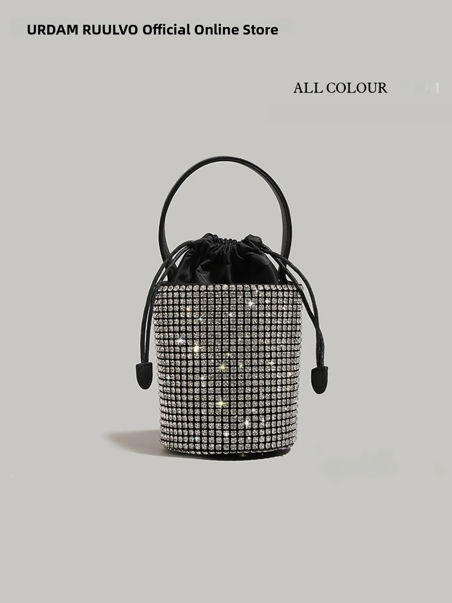 

UR Luxury Diamond Water Bucket Bag Women's Handbag Summer New Simple Fashionable Single Shoulder Crossbody Bag for All Occasions