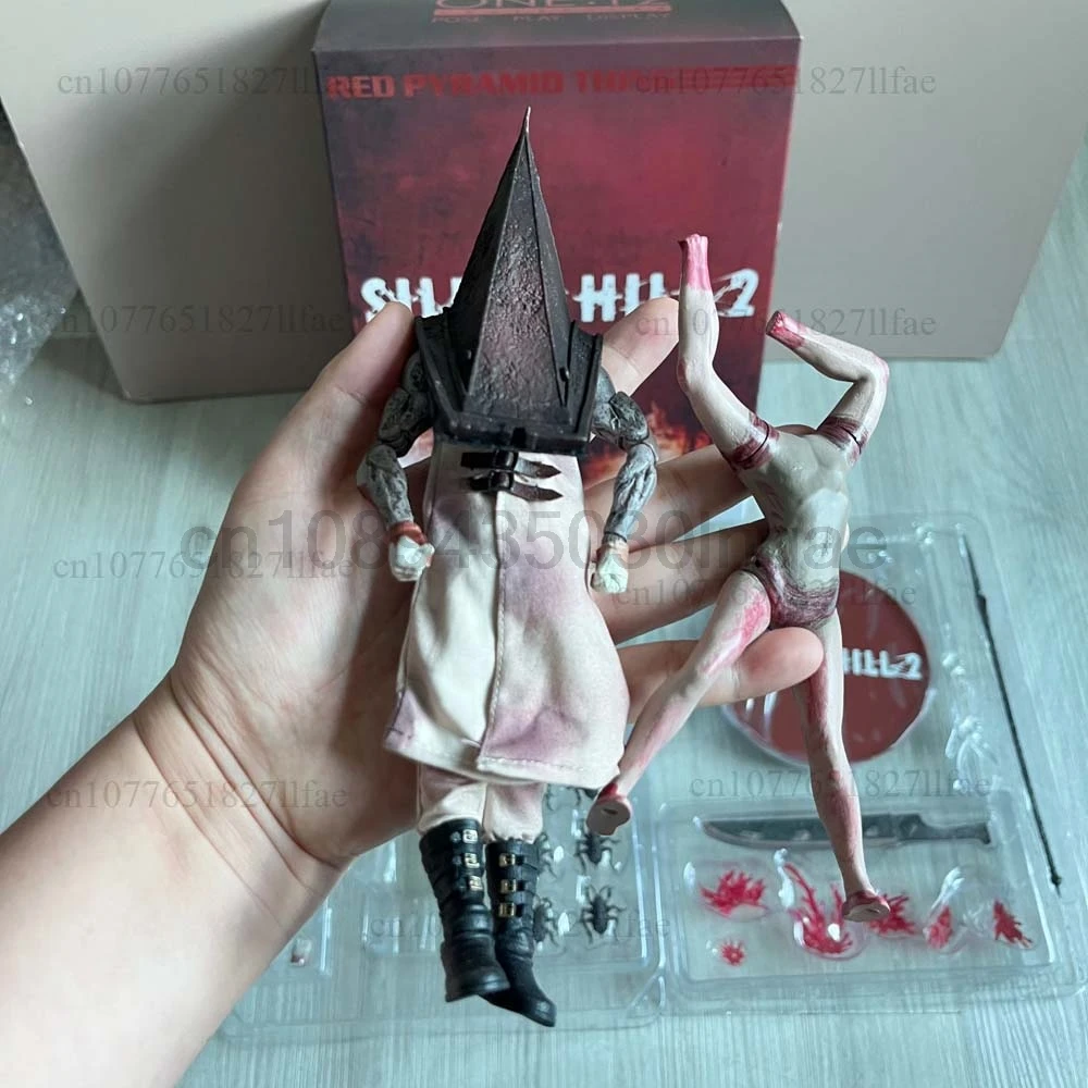 Mezco Toys Silent Hill 2 Executor'S Pyramid Head One:12 Red Pyramid Thing Action Figure Model Toys Joint Movable Doll Room Decor