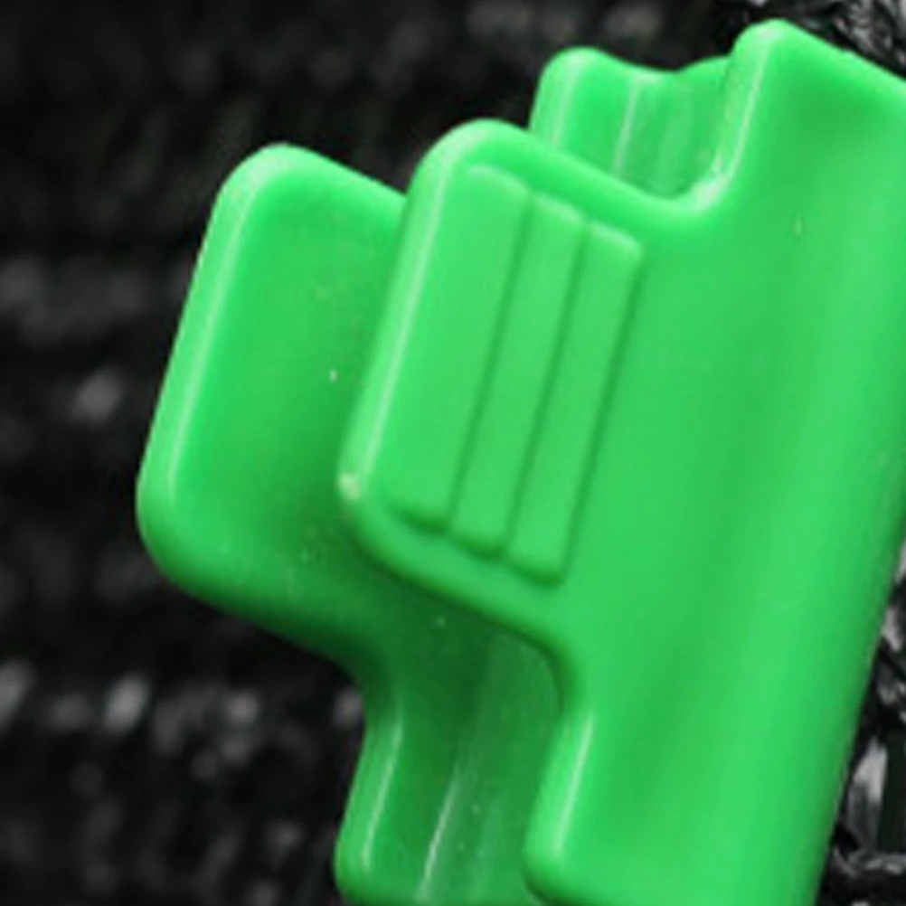 

20PCS Plastic Greenhouse Snap Film Buckle Clamp for Greenhouses Row Covers Shelters Banner Frame (Green)