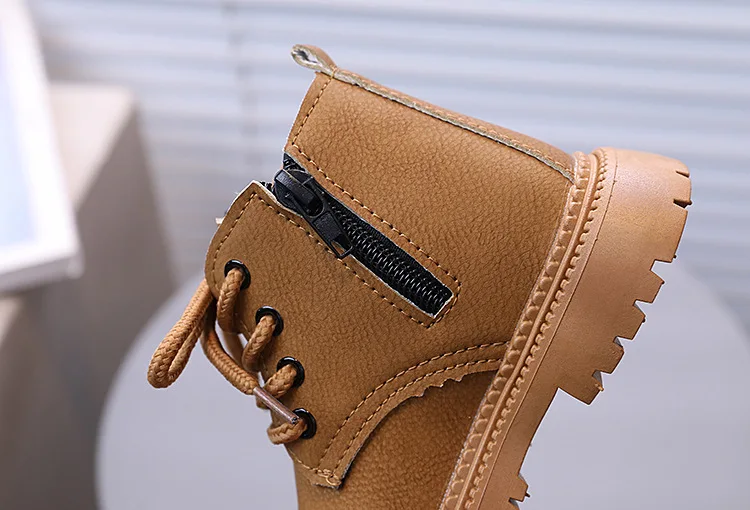 2026 Herbst Neue Kinder-Lederstiefel für Jungen Einfarbig Vielseitig Atmungsaktiv Schlichte Kinder-Kurzstiefel für Mädchen Lässig Einfach – Detail 18