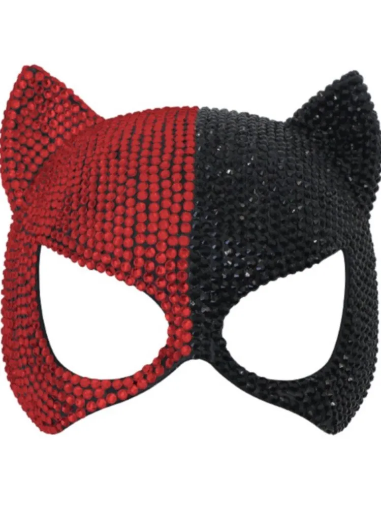 Masque en diamant de chat, demi-visage Sexy, masque pour les yeux, mascarade, fête d'halloween, masque de Cosplay, accessoires de Costume, jouet de jeu de rôle pour hommes et femmes