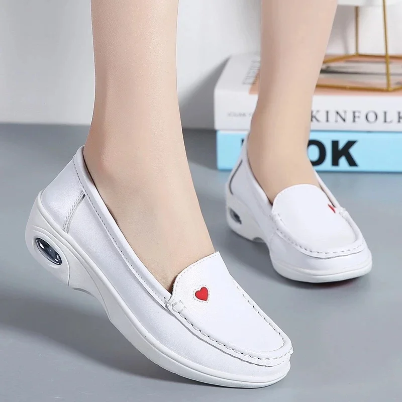 SNURULANWomen White Genuine Leather Flats Female Slip-on Ballet Flats Soft Boat Shoes Nurse Work Loafers High Quality Loafers