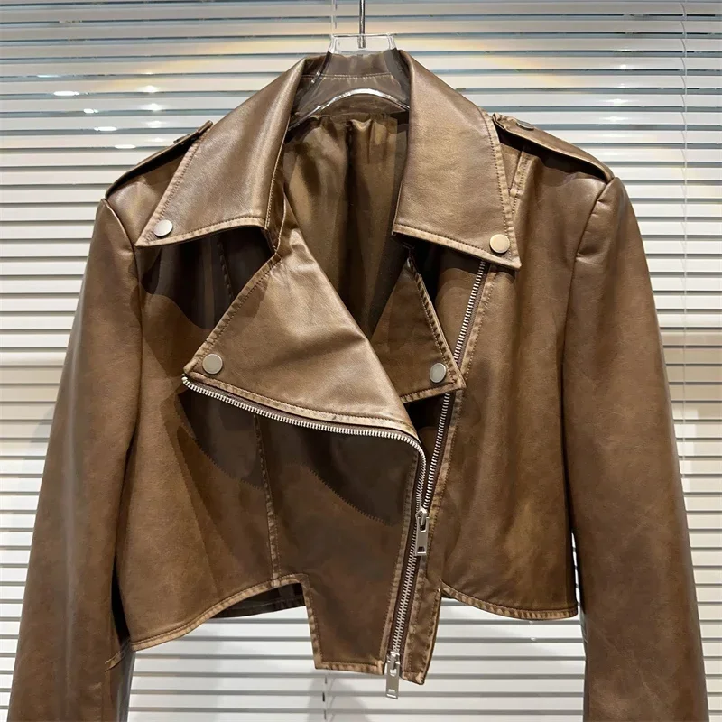 Nueva chaqueta de piel sintética corta ajustada Vintage para mujer, chaqueta de motociclista de manga larga con solapa negra y marrón oscuro, ropa de calle