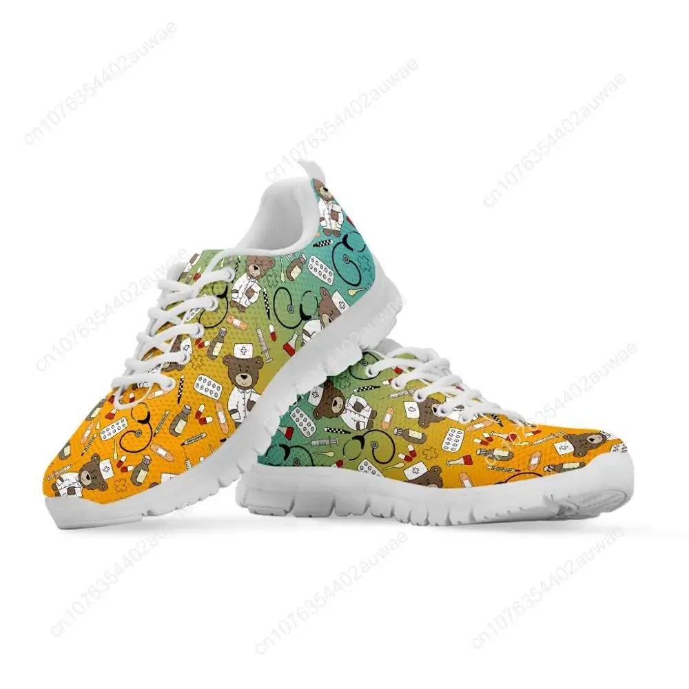 Scarpe autunno Flats scarpe donna Cute Cartoon Nurse Bear Print Sneakers stringate femminili calzature da donna muslimate