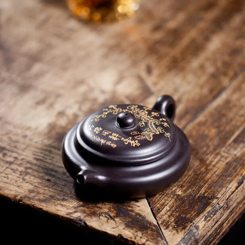 

Чайный горшок из пурпурной глины, античный плоский круглый чайный горшок кунгфу, цветок сливы, инфузер в китайском стиле, ручная работа, кухонная чайная посуда