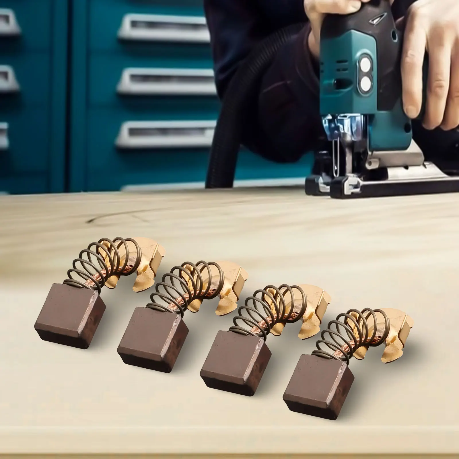 “MAKITA CB441 CB432 DTW450 DSS611 DSS610 BSS611 BSS610 Carbon Brushes Set of 4 Brushes Copper and Carbon Material”