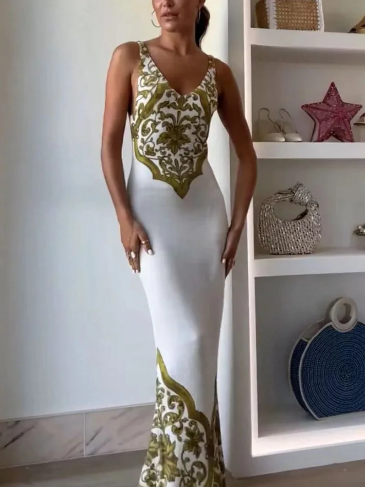 

2025 New Flower Printed V-Neck Strap Dress With Exotic Bohemian Vacation Elegant Long Style