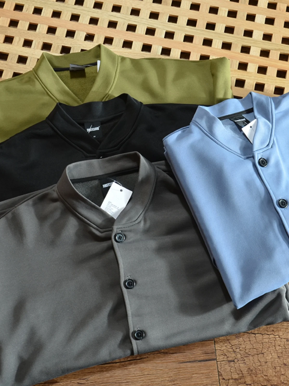 

Spring Faionable Men's Casual Breathable Color Thin Baseball Collar Jaet Outerwear Loose Fit Polyester ort Sve