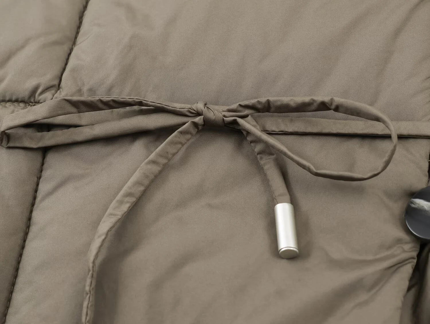 2025 Winter New Women's Casual Fashion Simple Versatile Stand Collar Long Sleeve Short Cotton-padded Jacket with Belt