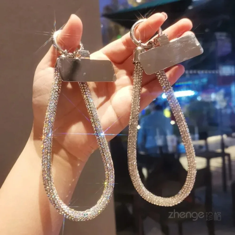 

New Full Diamond Phone Lanyard Light Luxury Style Short Chain Handheld Hanging Wrist Flash Diamond With Metal Clip Universal