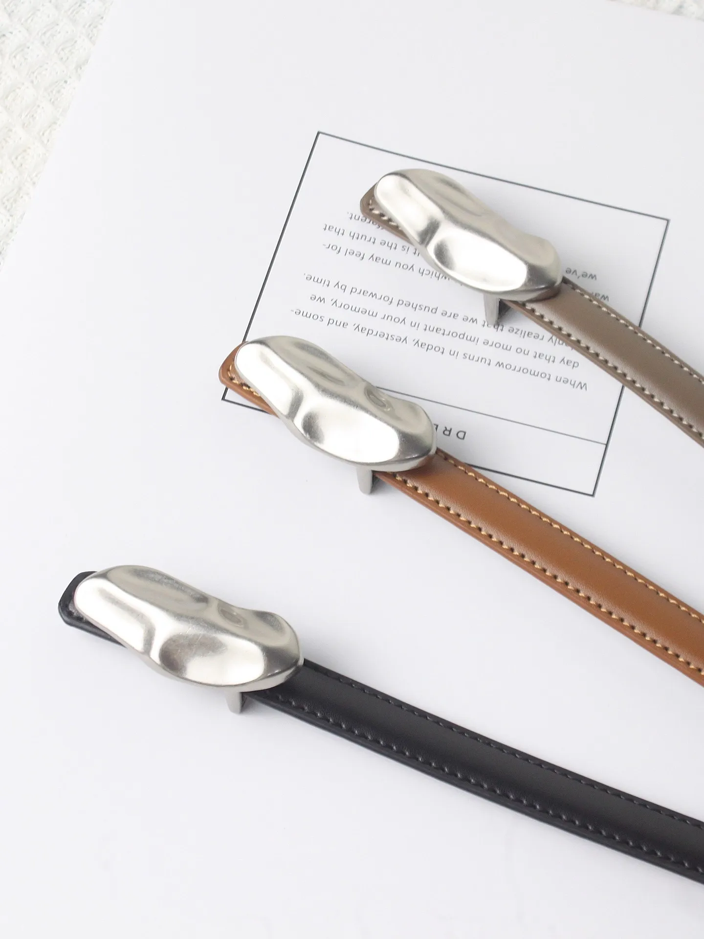 ผู้หญิงวินเทจสีดําหนังแท้รัดตัวหญิงCummerbundเสื้อเข็มขัดชุดDecrationเข็มขัดแคบJ1513