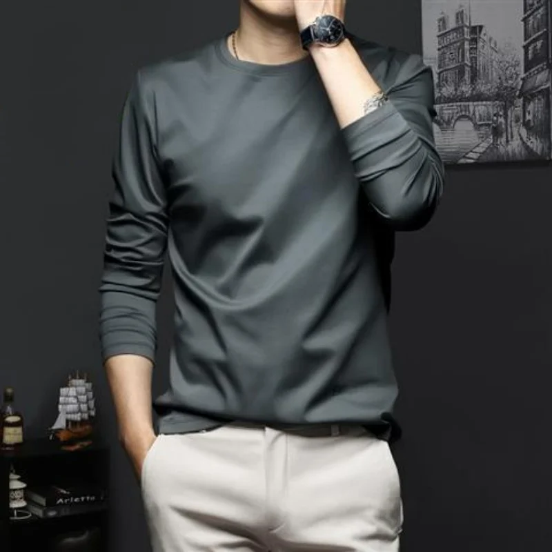 Camiseta de seda de hielo para hombre, prenda informal coreana, versátil, de manga larga, con cuello en V, delgada, a la moda, novedad de otoño,