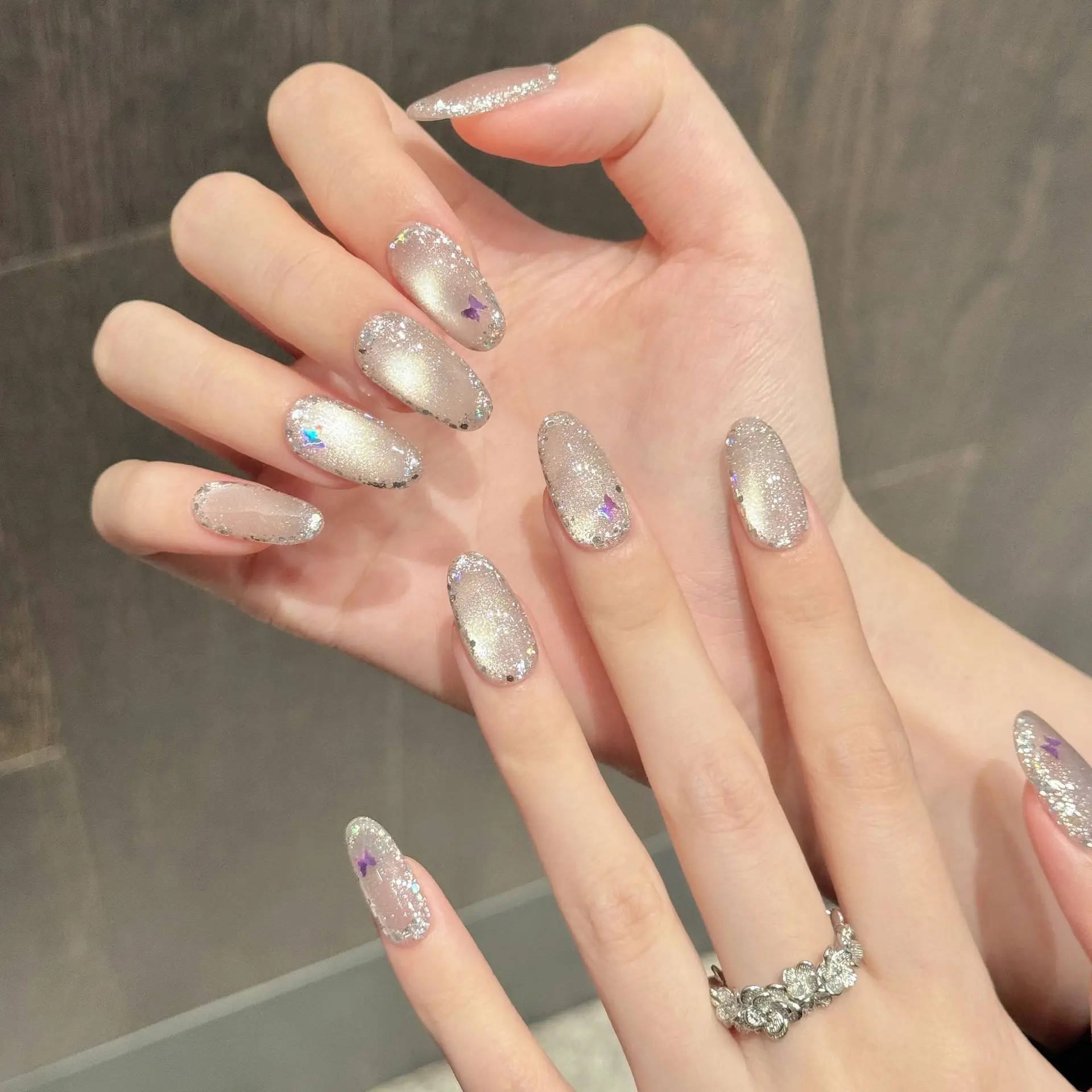 10pcs Glitter Cat's Eye Handmade Press on Nails Tips Simple White Mid-length Oval False Nail Art Butterfly Reusable Fake Nail