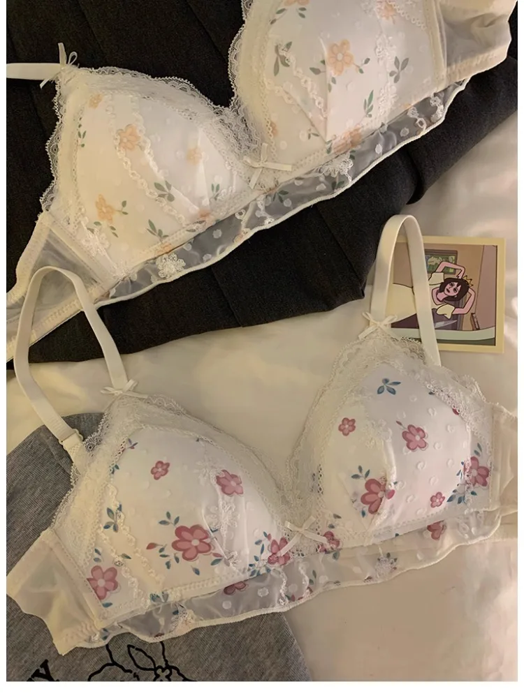 French Floral Underwear Women\'s Small Breasts Gather Summer Thin Show Small Pure Wind Lace Bra Cover Set Collect The Side Milk