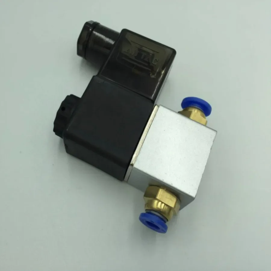 12V 24V 220V Volt Pneumatic Electric Solenoid Valve 2 Position 2 Normally Port Closed Air Magnetic Valve 6mm 8mm Hose Connection