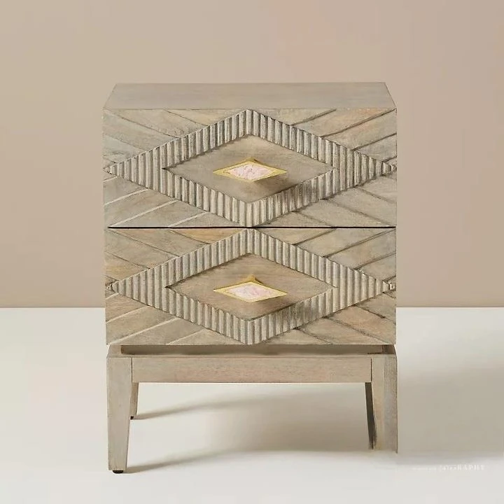 Retro and old bedside tables, French creative carved sofa side cabinets, B & B model room storage cabinets