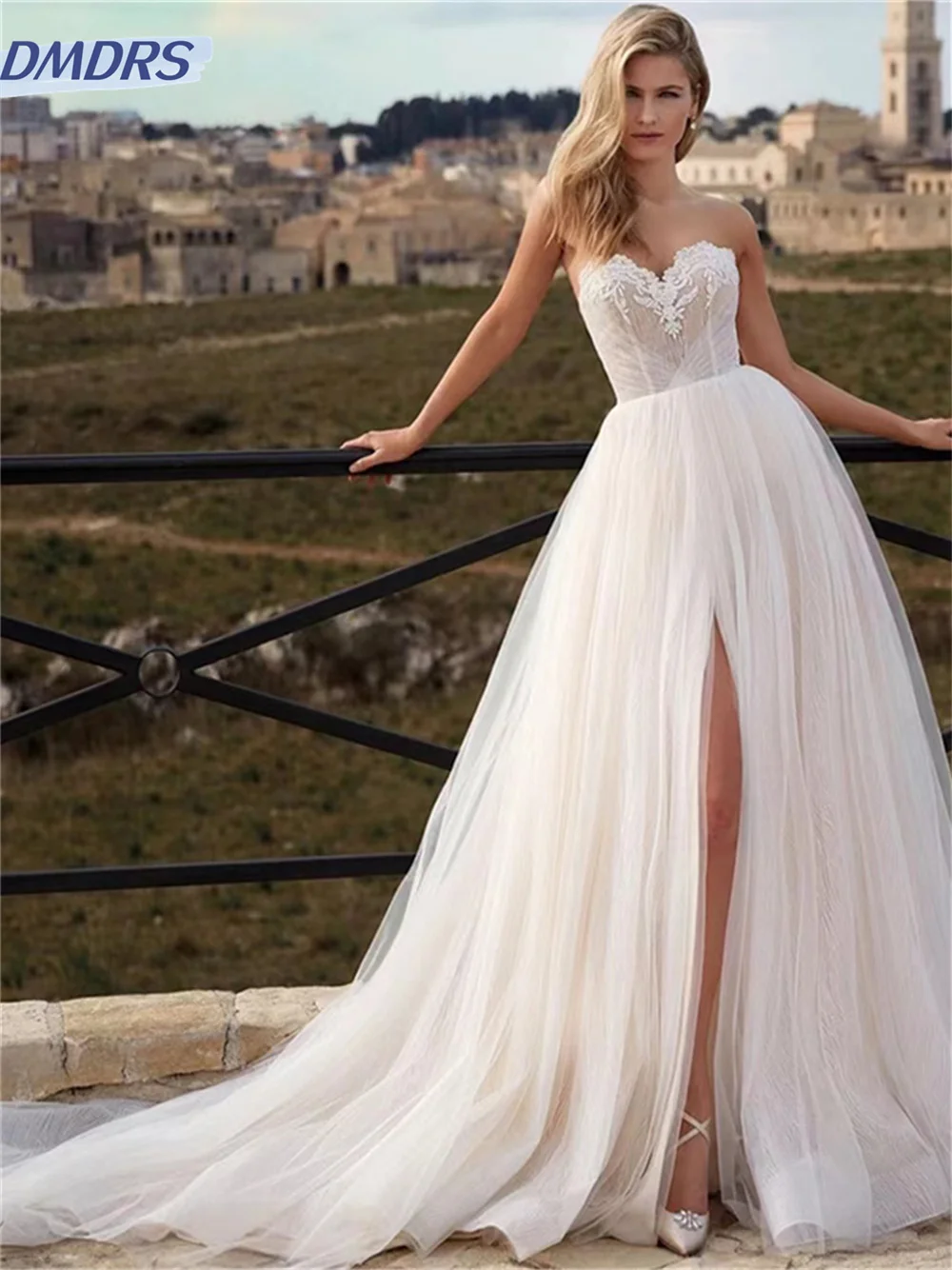 Robe de mariée trapèze sans bretelles avec appliques, robe de patient gracieuse, longueur au sol en fibre, charmante, sexy, éducative, 2024