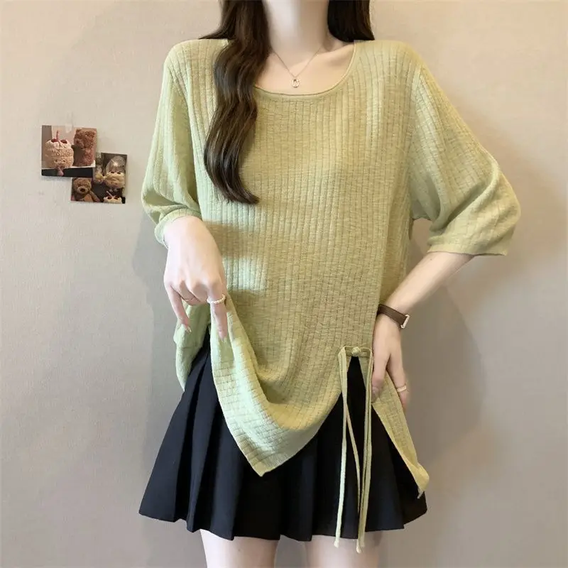 

Plus-size women's spring and summer new pure color loose slimming and youth-preserving irregular slit short-sleeve T-shirt