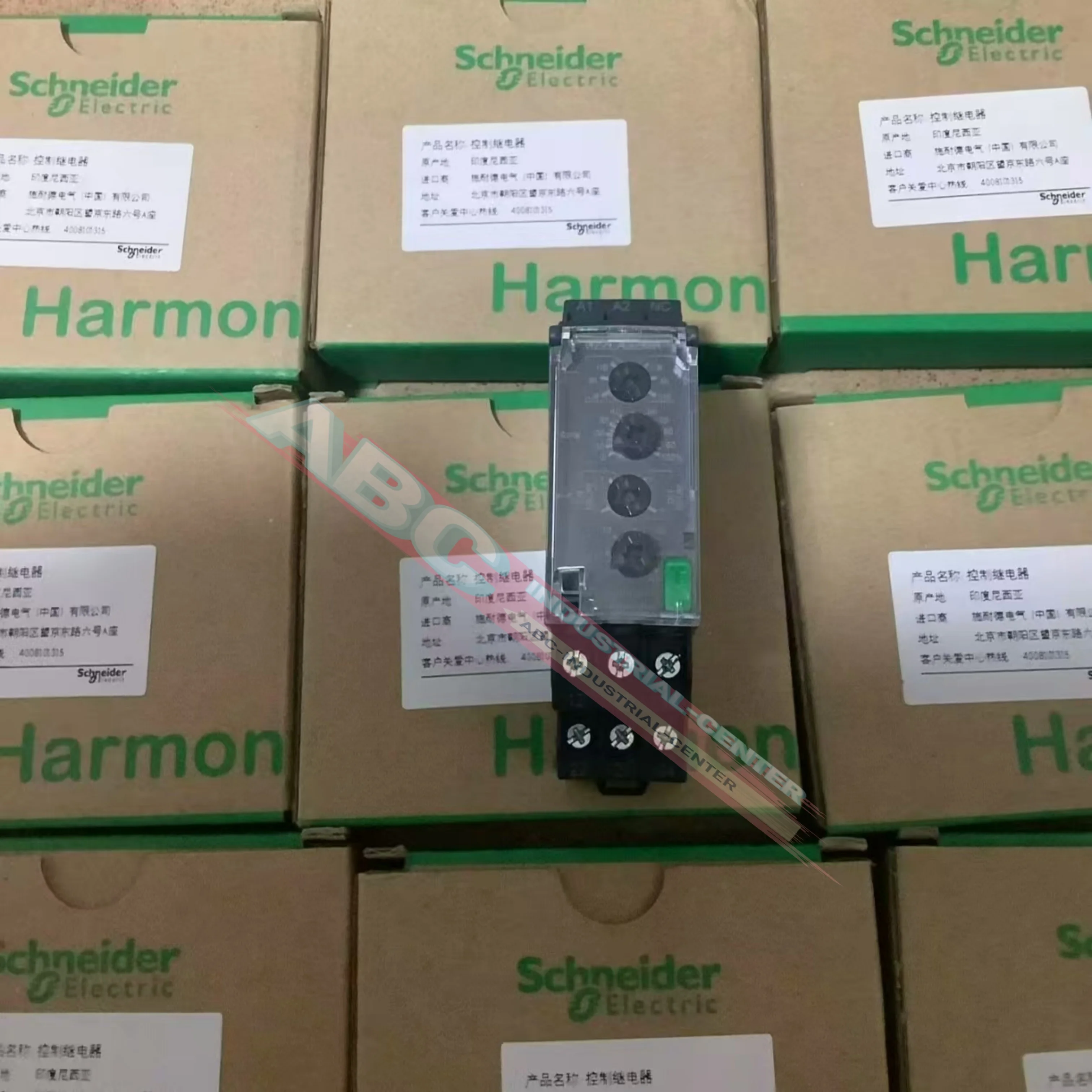 

ПЛК RM22LA32MR Новый RM22TR33 SR3B261BD SR3B261FU оригинал