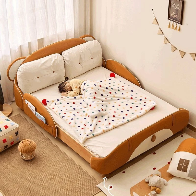 

Детская кровать с защитным бортиком, коричневая, с мягкой обивкой, для мальчика, для детской комнаты, для малогабаритной квартиры, из натуральной кожи, из массива дерева, для мальчика