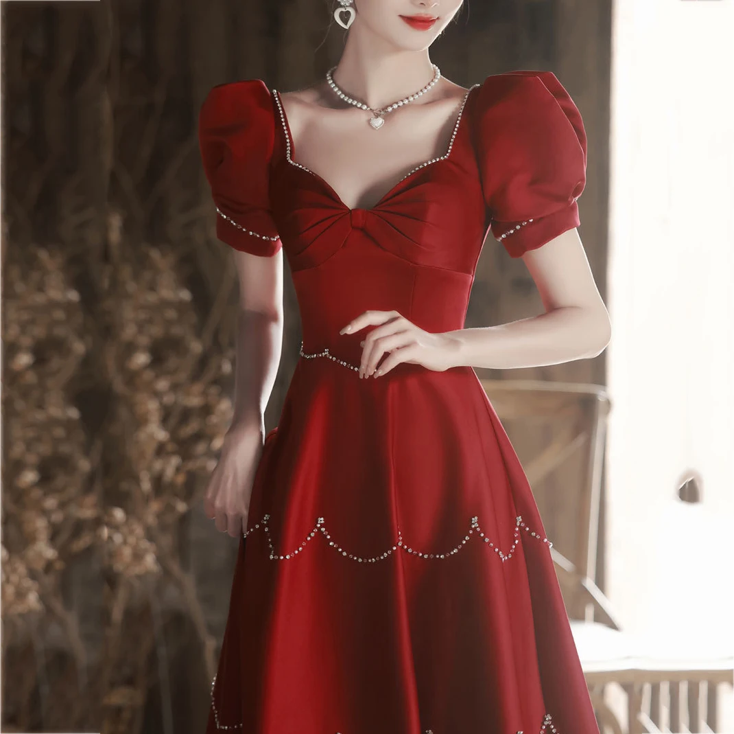 

Burgundy Bridal Wedding Dress Qipao Cheongsam Sexy Retro Palace Style Celebrity Banquet Dress Puff Sleeve A-Line Pleated Dress