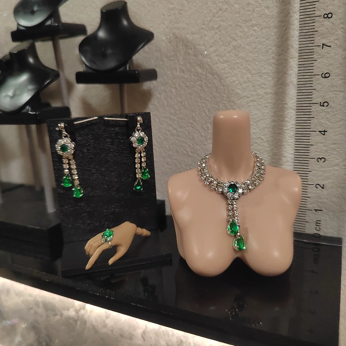 1/6 Doll Jewellery Premium Design Green Diamond Necklace Luxury Diamond Earrings/Rings For FR Babi Supermodel PRE-ORDER: 15 DAYS