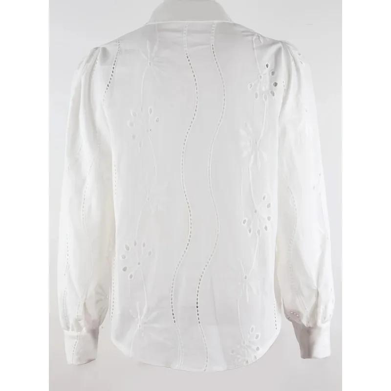 Plus Size White Summer Fashion Hot Sales Large Size Ladies Elegantly Embroidered Shirt With Hollow Pattern Women Top