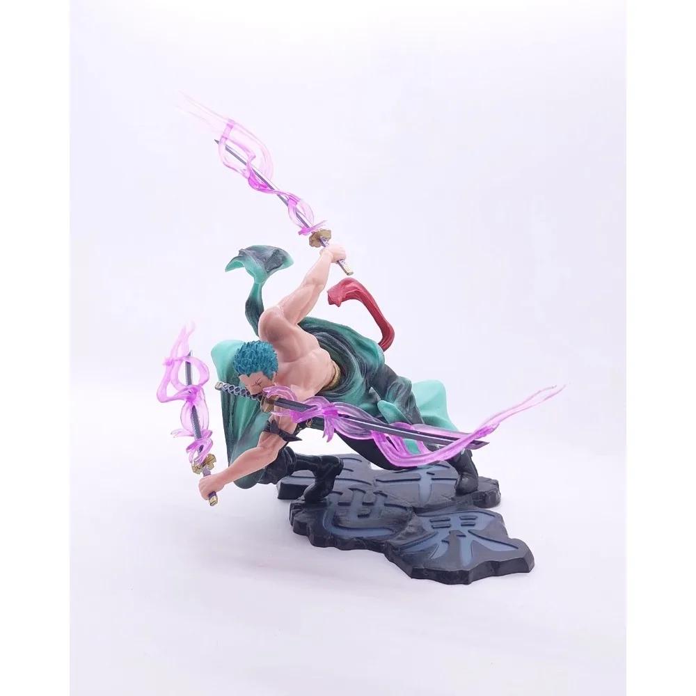 ثلاثة آلاف عوالم، ثلاثة سكاكين، ألعاب أنمي، تماثيل شخصيات، مجموعة هدايا، لعب عصرية، نماذج سطح المكتب، إكسسوارات