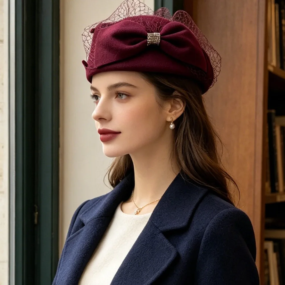 Vintage French Style Bow Fedora Hat Elegant Teardrop Pillbox Hat Versatile Rhinestone Medicine Box Hat Live Show