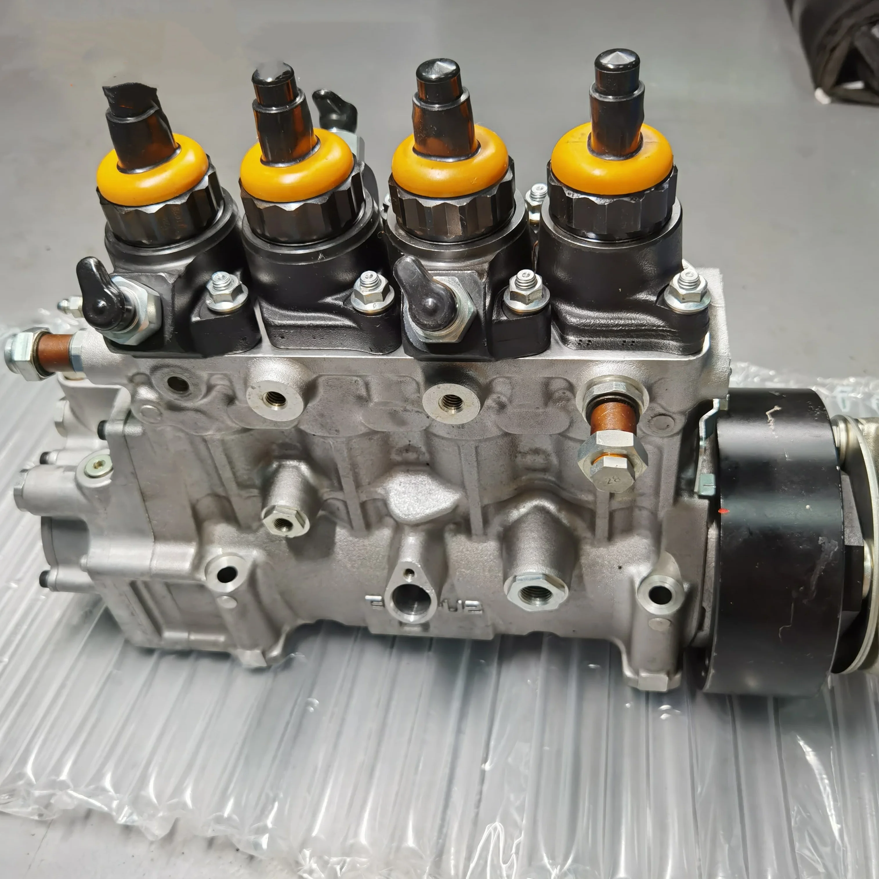 Common Rail Fuel Injection Pump 094000-0260 ME164965 For 8M22 Engine