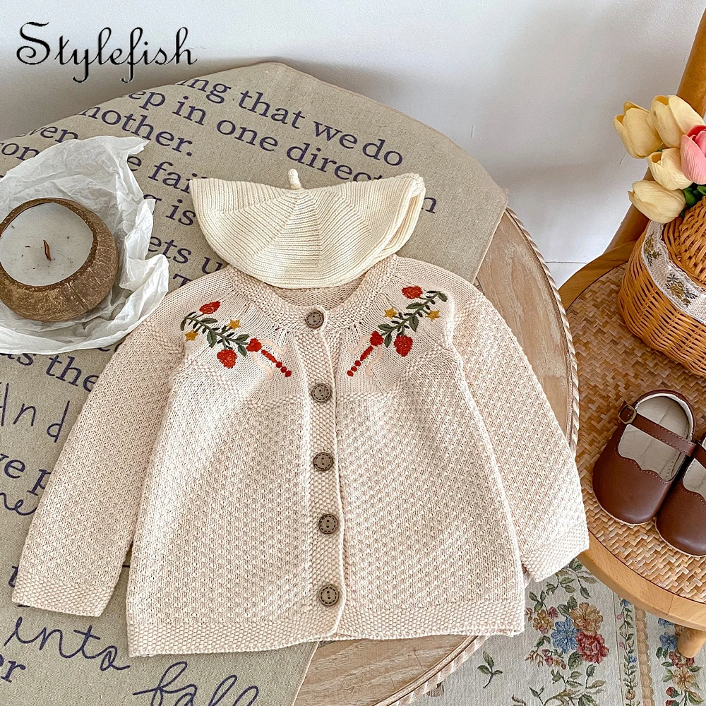 

INS Autumn Network Red Versatile Girls, Infants, and Toddlers Embroidered Long Sleeve Knitted Coat Newborn Cardigan