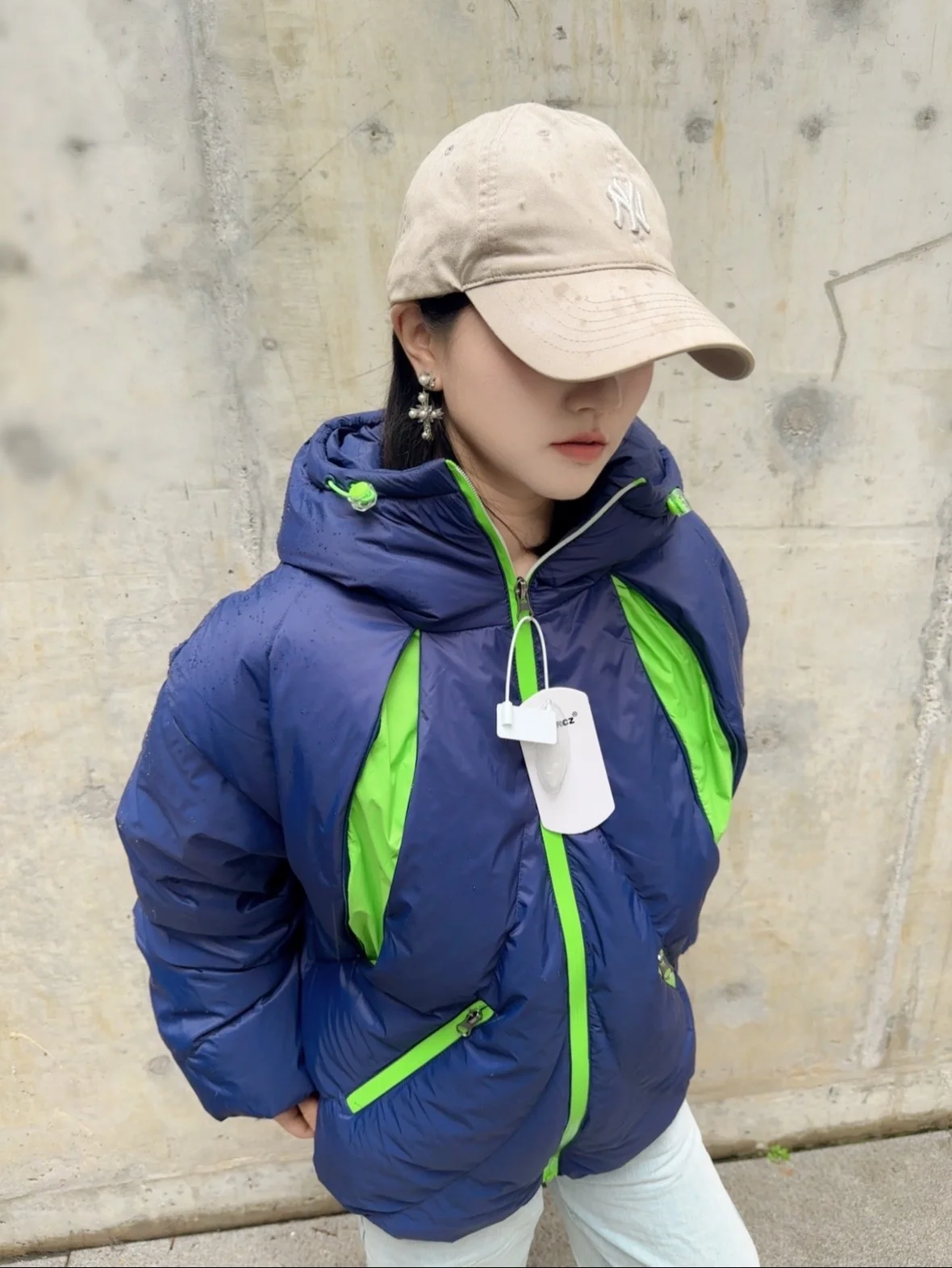 

Мужская повседневная утепленная зимняя куртка с капюшоном, мягкая, комфортная, винтажная, свободного кроя, средней длины