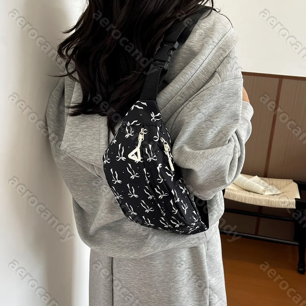 Bow-tie Printed Waist Bag Lightweight Messenger Chest Bag Commuter Sport Fashion Fanny Pack Travel Mobile Bag Sling Belt Bag