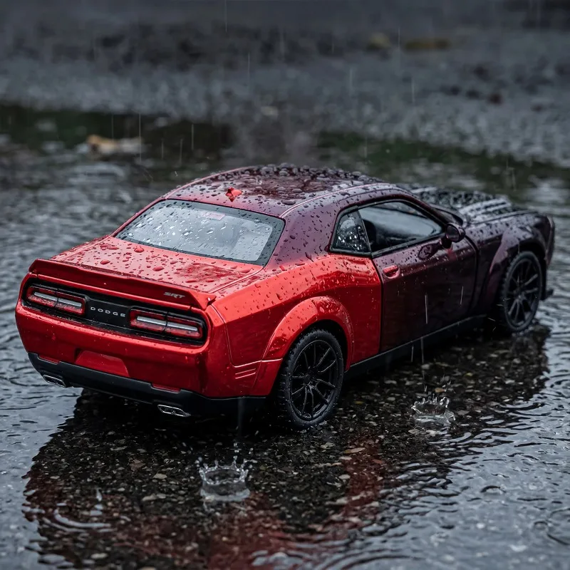 1:32 Challenger SRT Hellcat Widebody Modified Vehicles Alloy Metal Diecast Model Car Home Trendy Ornaments & Computer Desk