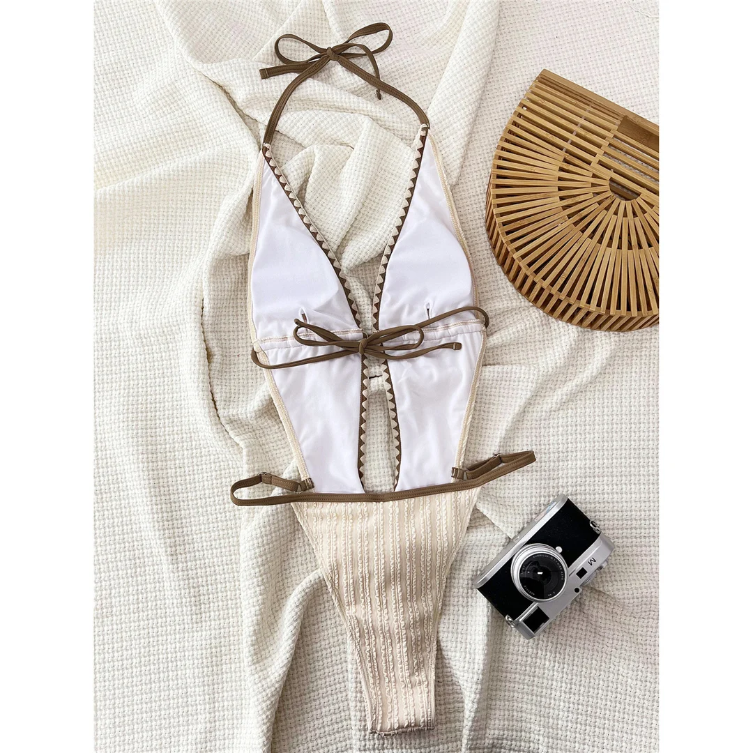 Tiefes V-Ausschnitt-Design, geraffter Halterneck, hoch geschnittener Einteiler-Badeanzug, Damen-Bademode, rückenfreier Monokini, Badeanzug, Badebekleidung, Modell V6195. – Detail 9