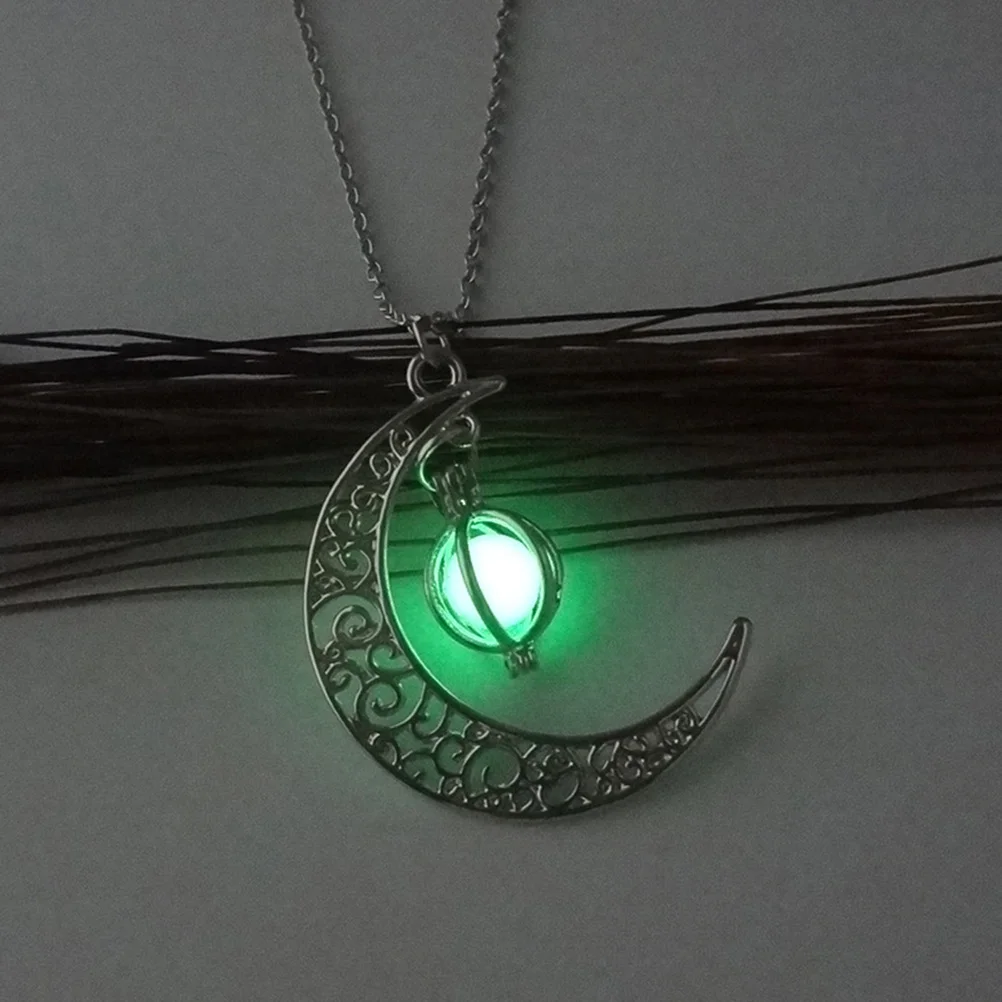 

4 Pcs Glowing Pumpkin Pendant Women Charm Luminous Necklace Alloy Jewelry