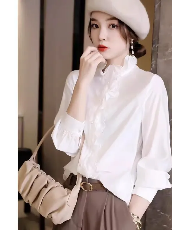 

Элегантная женская белая рубашка с длинным рукавом в стиле Woodstock: модный повседневный французский крой свободного кроя для весны и осени