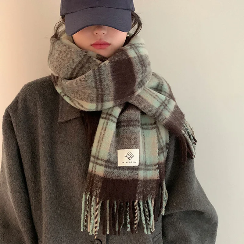 Women's Scarves Korean Plaid Gentle Simple Versatile Warm High Quality Fashionable Sweet Shawl Winter Thickened Scarfs For Girl