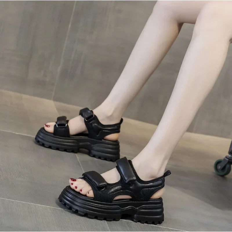 Summer New Fashionable and Elegant Casual Platform Sole Sandals Solid Color Round Toe Lightweight Open Toe Running ShoesNO:T-08