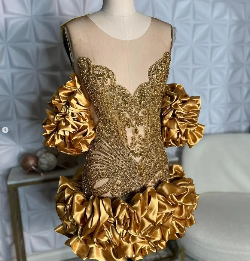 CustomizedGold Sparkly Short Prom Homecoming Dresses for Black Girl 2025 Luxury Diamond Crystal Ruffles Skirt Birthday Gala Gown