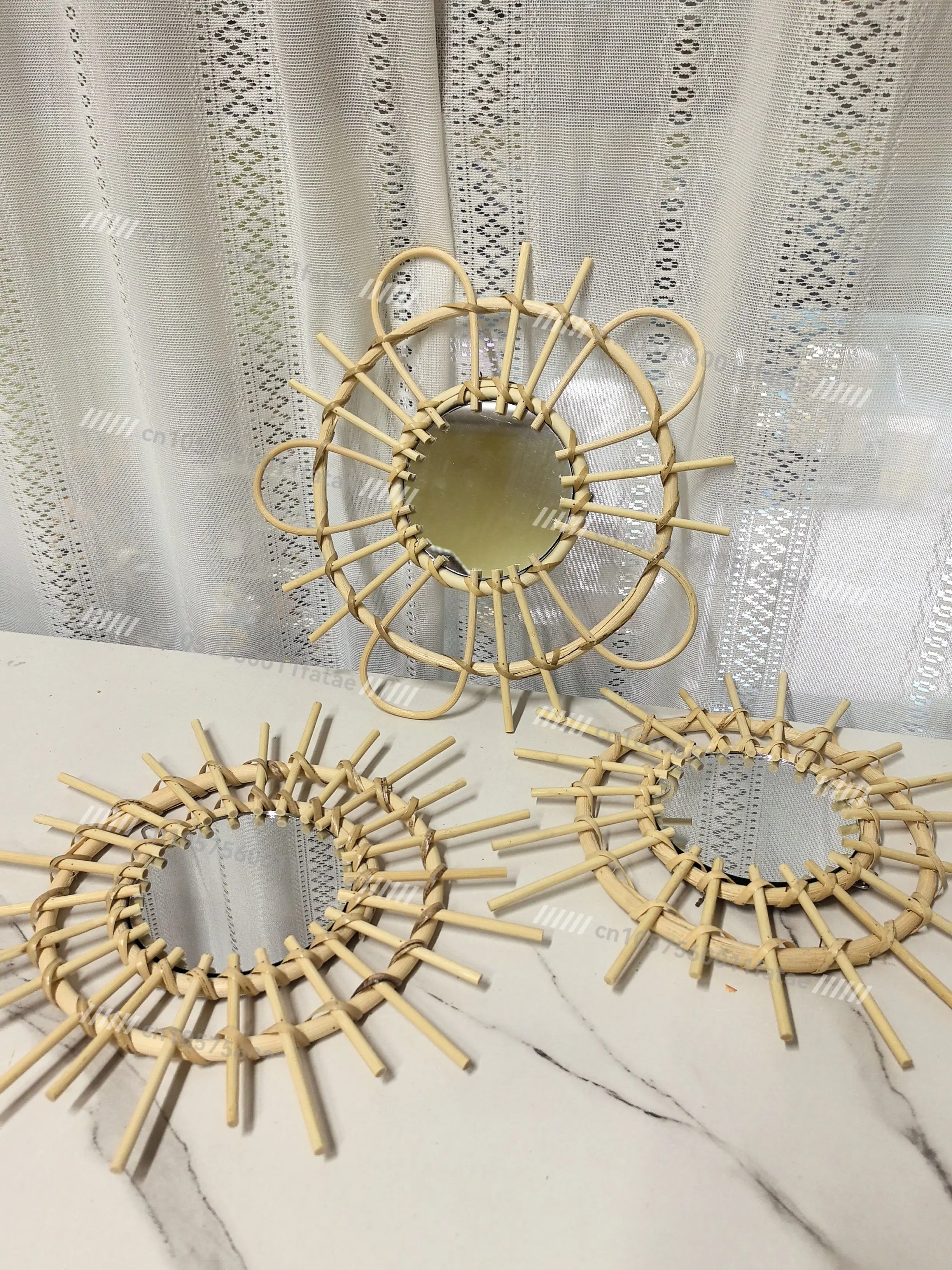 

Wall Decoration Retro Handmade Rattan Makeup Mirror