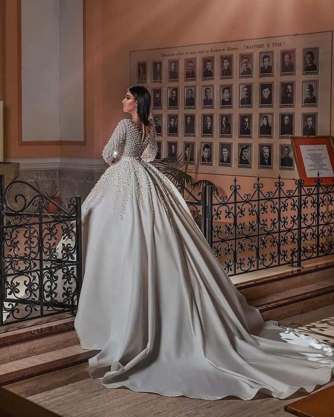 Spitze Appliques Hochzeit Kleider Ausgestelltes Lange Ärmeln Brautkleider Nach Maß Schatz Bodenlangen Vestido de novia