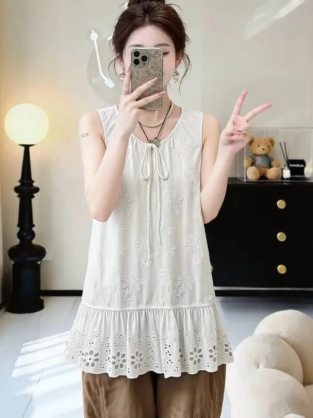 Korean Style Lace Splicing Vest Large Size Loose Fit Bell Sleeve Casual round Neck Top for Young Women Mid-Length Thin Outerwear