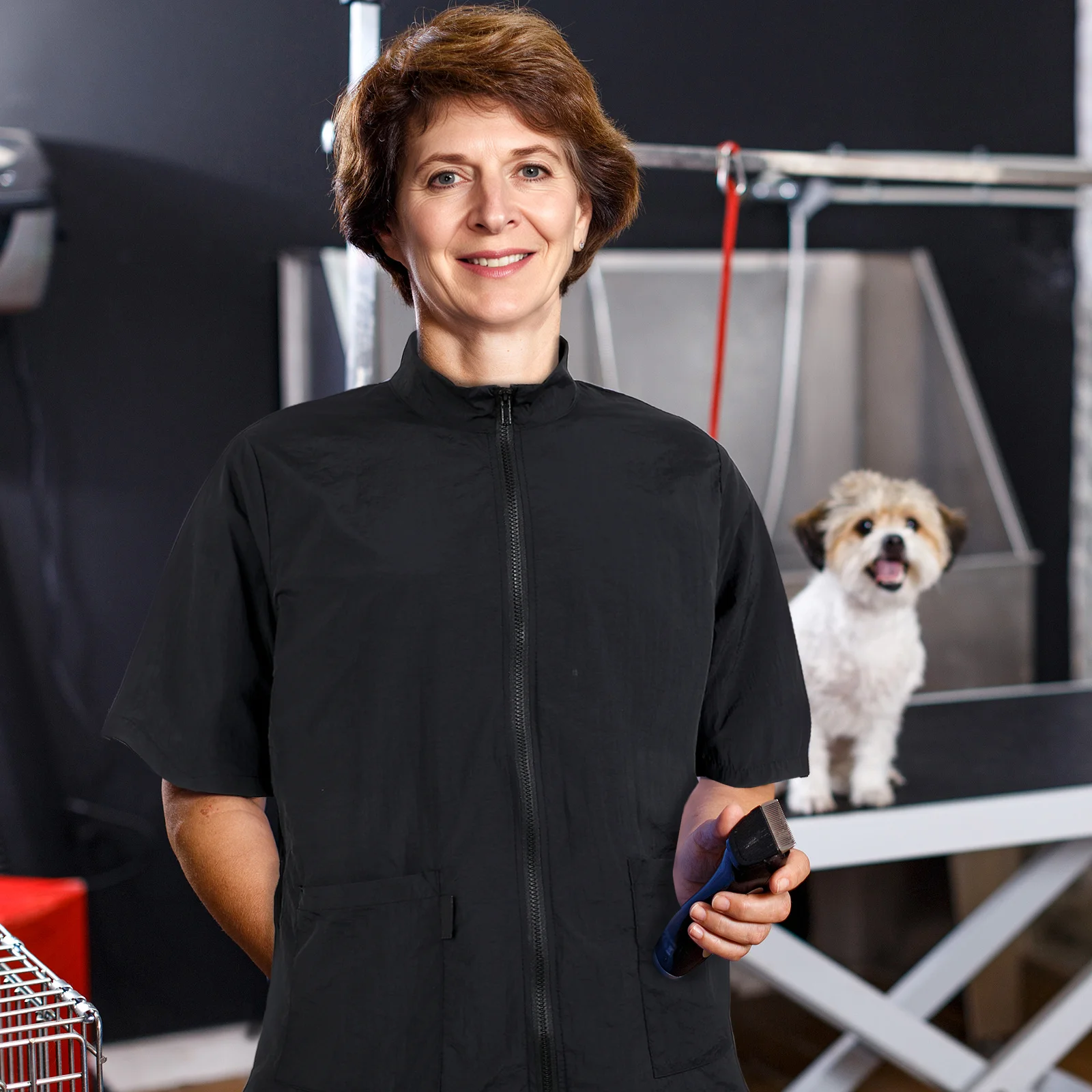 

Pet Cosmetologist Clothes Waterproof Black Nylon Grooming Apron Bath Uniform Suitable for Dog Cat Pet Salon Beautician