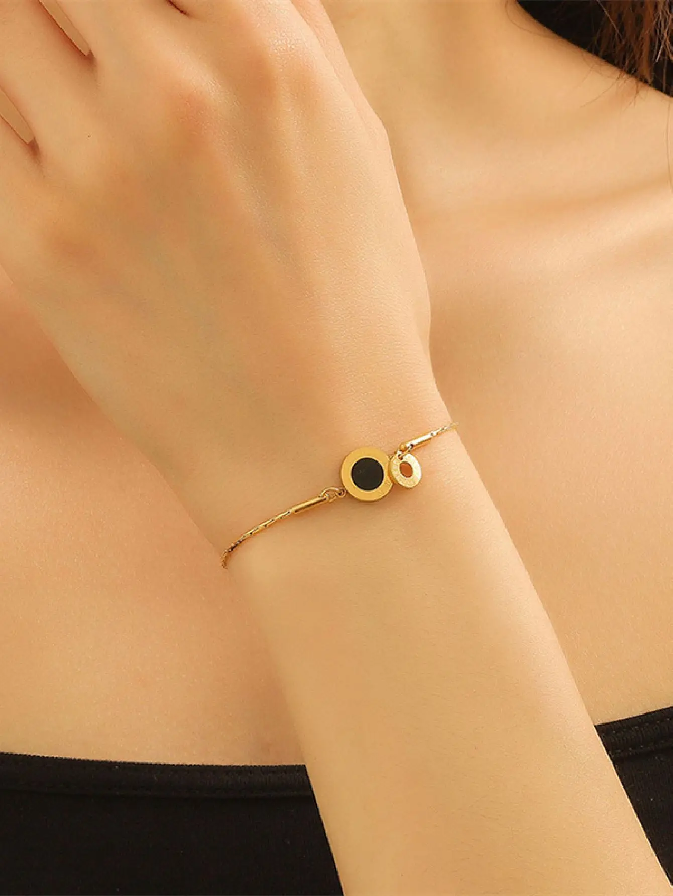 Roman black shell pull-out titanium steel bracelets female simple fashion stainless steel bracelets accessories